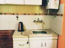La Terminal Monoambiente en casa familiar