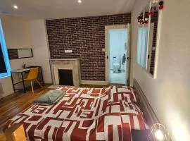 Petit Duplex centre ville Montluçon 10 minutes à pieds de la gare