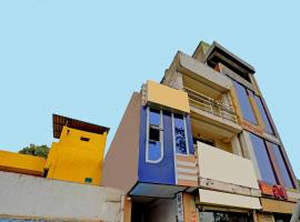 SPOT ON Rs Guest House, ξενοδοχείο σε Katni