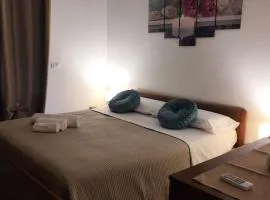Lavinia House