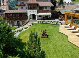 Charme Hotel Uridl, hotel v destinácii Santa Cristina in Val Gardena