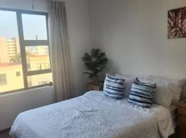 Umhlanga Rocks Beach Flat The Shades 2 Bedroom