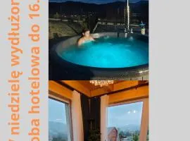 Chwilo Trwaj dom z jacuzzi i kominkiem z widokiem na góry Korbielów Pilsko