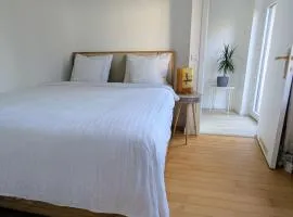 Bright and cozy ensuite room in shared apartment
