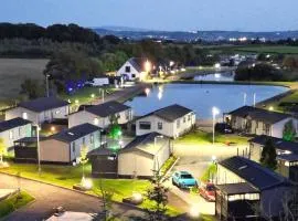 Arranview Lochside Pods & Lodges all with private Hot-tubs