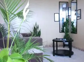 Anna's Bloom and Bed
