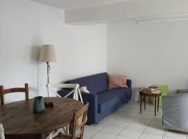 Maison lac, khách sạn ở Pouzauges