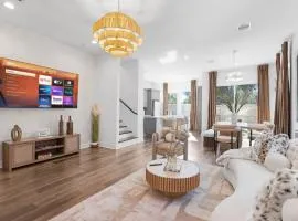 The Entertainers Duplex- Perfect for Gathering 16