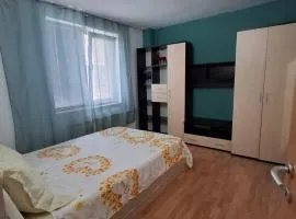 price-inn 4 camere 2 nivele scara interioara