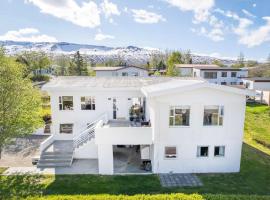 B4 - Apartment, &mu;έ&rho;&omicron;&sigmaf; &gamma;&iota;&alpha; &nu;&alpha; &mu;&epsilon;ί&nu;&epsilon;&tau;&epsilon; &sigma;&epsilon; &Alpha;&kappa;&omicron;&upsilon;&rho;έ&iota;&rho;&iota;