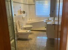 Great Apartment near Messe & Airport with Terrase, Garden & Parking