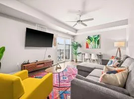 2BR Downtown SLC Hot Tub Free Parking