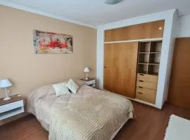 Amplio Dpto centrico, 2 habitaciones para 4 personas