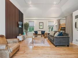 Niagara on the Lake Walkable Old Town Retreat, hotel i Niagara-on-the-Lake