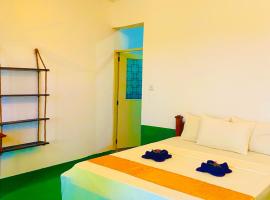 Marina Village, spa hotel in Arugam Bay