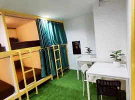 Banana Bunkhouse Hostel