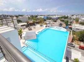 Phenomenal Location Near Beach & 5th with Stunning Roof Pool