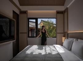 Huazhu Luxurious Mountain Courtyard Private Hot Spring Resort, hotel in Longmen