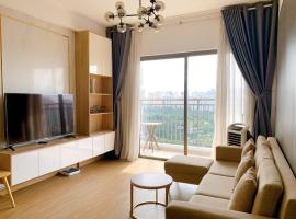 Stunning 3Br Condo #The Sun Avenue #LM81 View #S3-1302, hotel in Ho Chi Minh City
