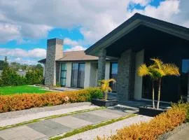 Tranquil Family Retreat