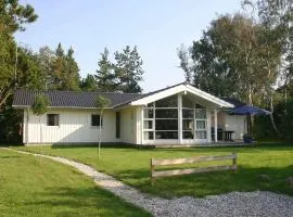 10 person holiday home in Græsted-By Traum