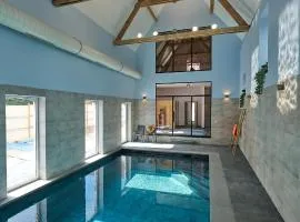 Les Campanes - Gite 8 personnes avec piscine intérieure et sauna