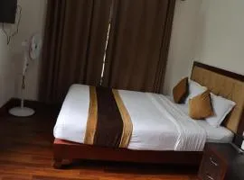 Eusi Serling Guest House