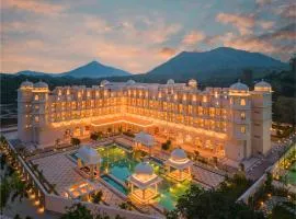 Wyndham Grand Udaipur Fateh Sagar Lake