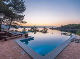 Aqua residence