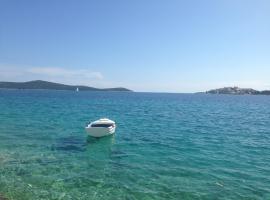 Holiday Home - Apartment Carmen, ξενοδοχείο σε Sevid