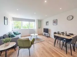 Stylish 2BR Apartment at Trinity Point Gravesend