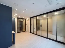 Central Height Apartment