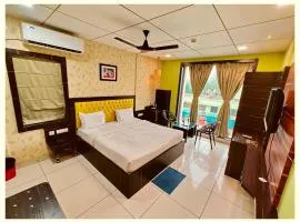 Hotel Pearl Royal # Crown Puri Near Jagannath Temple & Puri Beach # Fully Air Conditioning #Restaurant -Free Wi-Fi # Parking -Top Rated Hotel In Puri