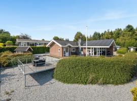 Holiday Home Ebbeline - 150m from the sea by Interhome, hotel a Binderup Strand