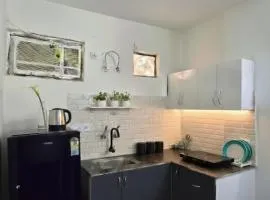 Cozy Studio in Gurgaon - Premium Location