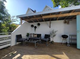 Lillebu โรงแรมในStrand