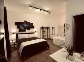 Elene Suites Boutique