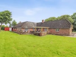 Holiday Home Hedda - 15km from the sea by Interhome