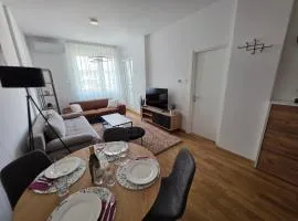 Liman 5 Riverside 109 with Free Private Parking