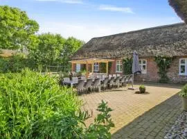 Holiday Home Tilla - 600m from the sea by Interhome