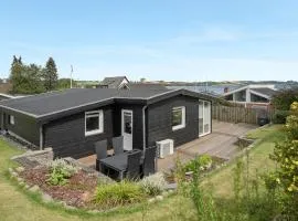 Holiday Home Elain - from the sea by Interhome