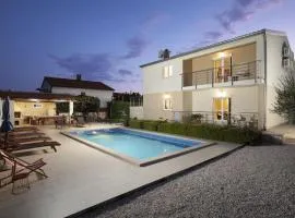 4 bedroom villa Renata near Porec