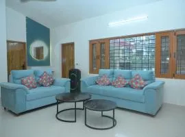 Gurgaon Farmhouse 3 BHK with Private Pool and Big Lawn