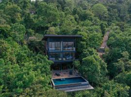 Nuga Retreat- Mindfullness boutique Hotel, hotel s hidromasažnim kadama u gradu 'Galauda'