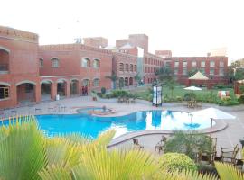 The Sky Imperial, Gandhinagar, hotel en Gandhinagar