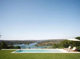 Casa Lorena Exclusive Retreat in Serra, Tomar
