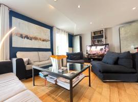 Les hauts de Merfy maison 4 chambres avec piscine, hotel 