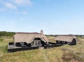 Holiday Home Kajin - 200m from the sea by Interhome, hotel em Blåvand