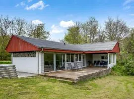 Holiday Home Dwerg - 300m to the inlet by Interhome