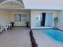 COPFL0101 - Casa grande com piscina privativa